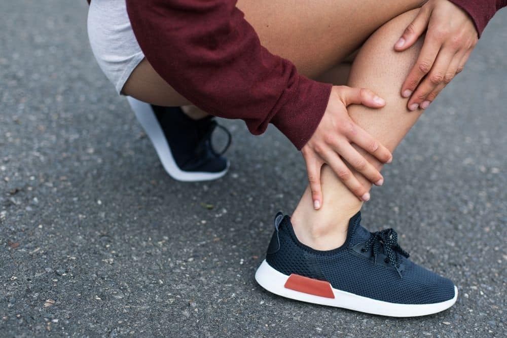 Tiempo de recuperación en la sobrecarga de sóleo: qué esperar y cómo acelerar el proceso / Clínica de fisioterapia Recupérate